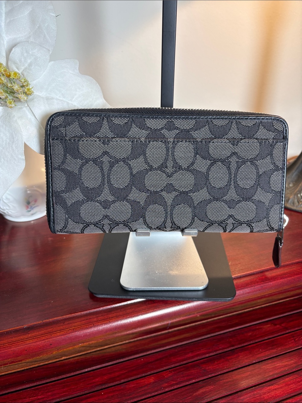 Coach Black and Gray Signature Zip Around Wallet - Picture 2 of 10